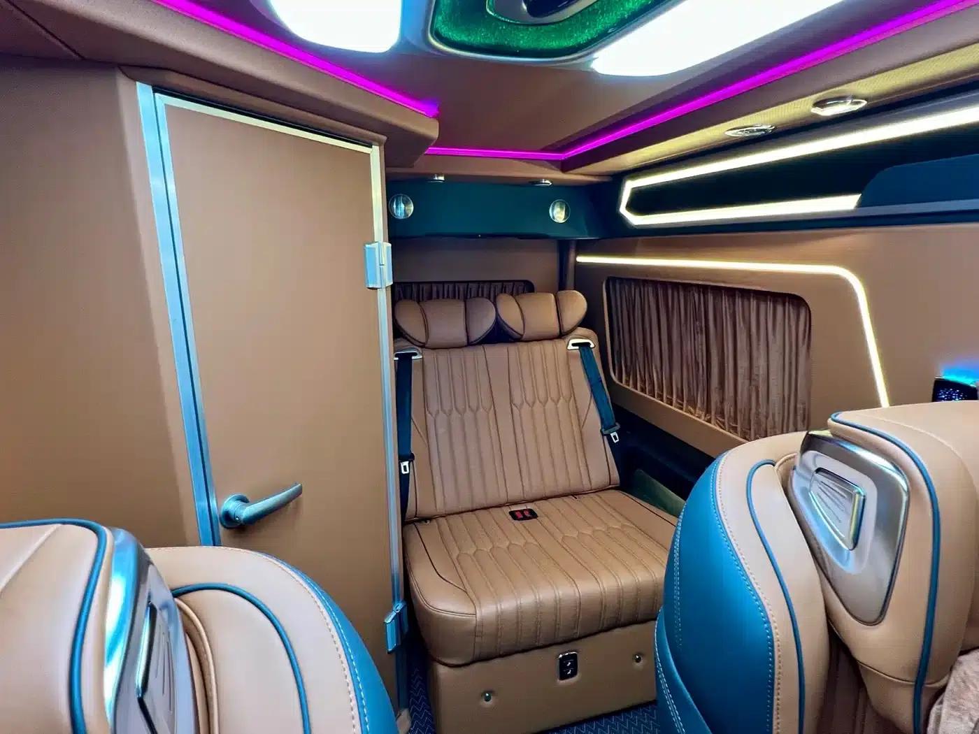 2025 HIACE 3.5L Automatic — миниатюра 10