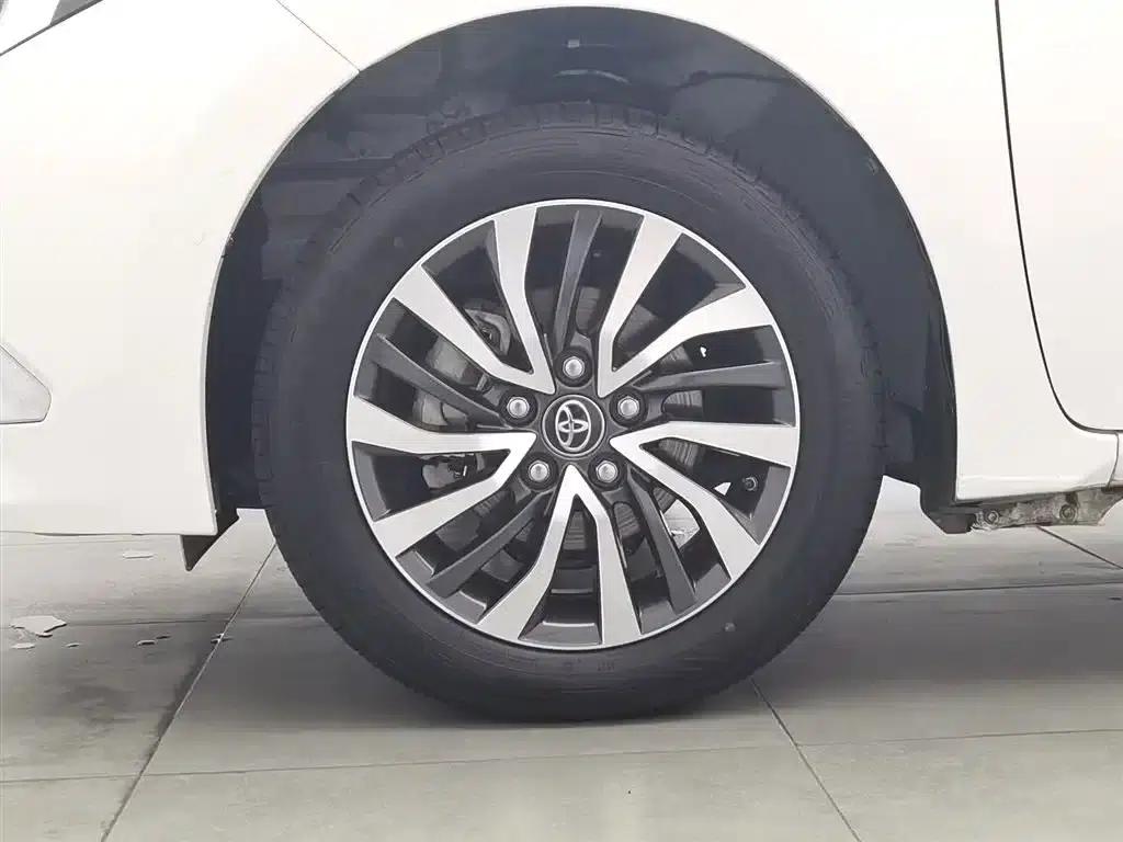 Corolla Hybrid E+ 2020 1.8L E-CVT Comfort Edition — миниатюра 17