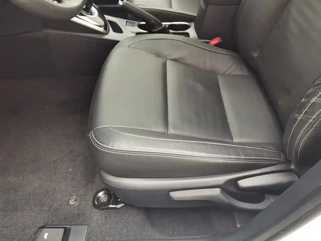 Corolla Hybrid E+ 2020 1.8L E-CVT Comfort Edition — миниатюра 20