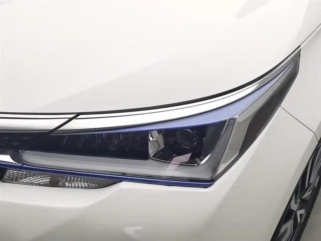 Corolla Hybrid E+ 2020 1.8L E-CVT Comfort Edition — миниатюра 7