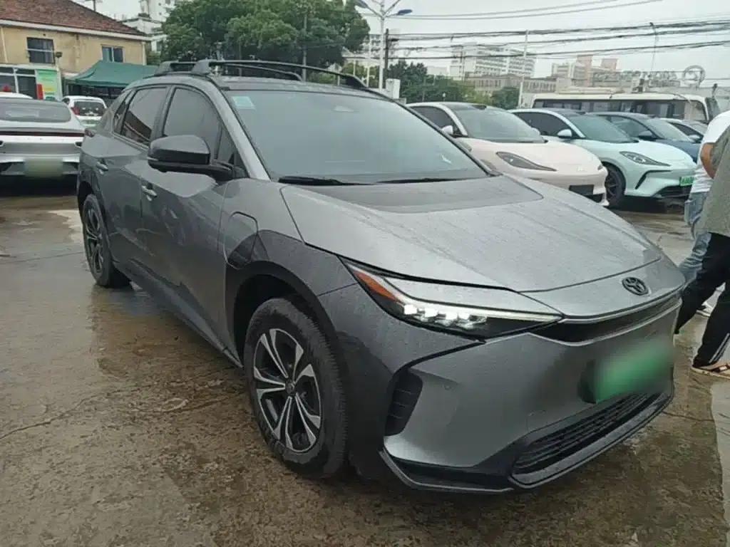 GAC Toyota bZ4X 2022 Long Range Pro — миниатюра 4