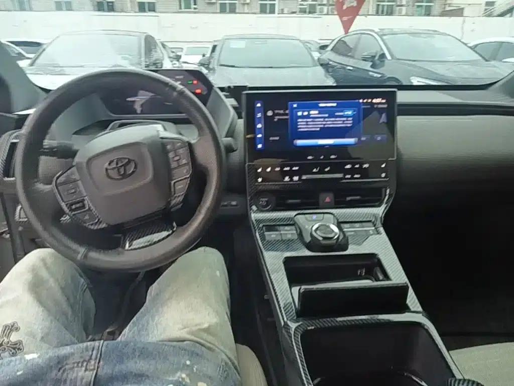 GAC Toyota bZ4X 2022 Long Range Pro — миниатюра 10