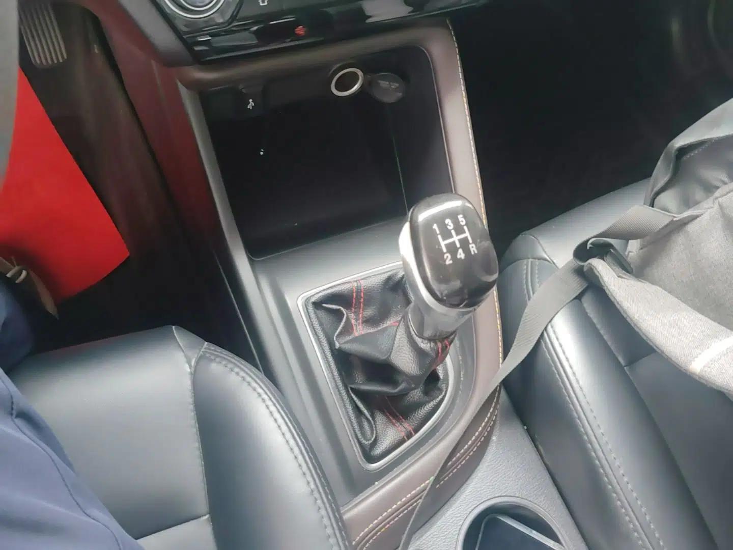 CHANGAN Eado DT 2019 1.6L Manual Comfort Model China VI Standard — миниатюра 16