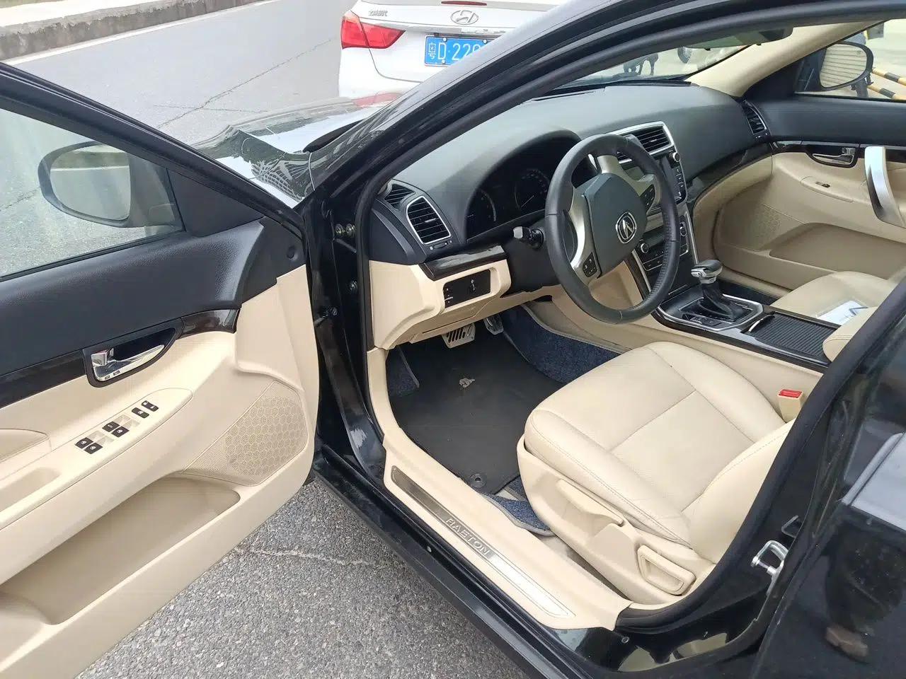 CHANGAN Raeton 2016 1.8T Automatic Smart Enjoyment Deluxe Model — миниатюра 16