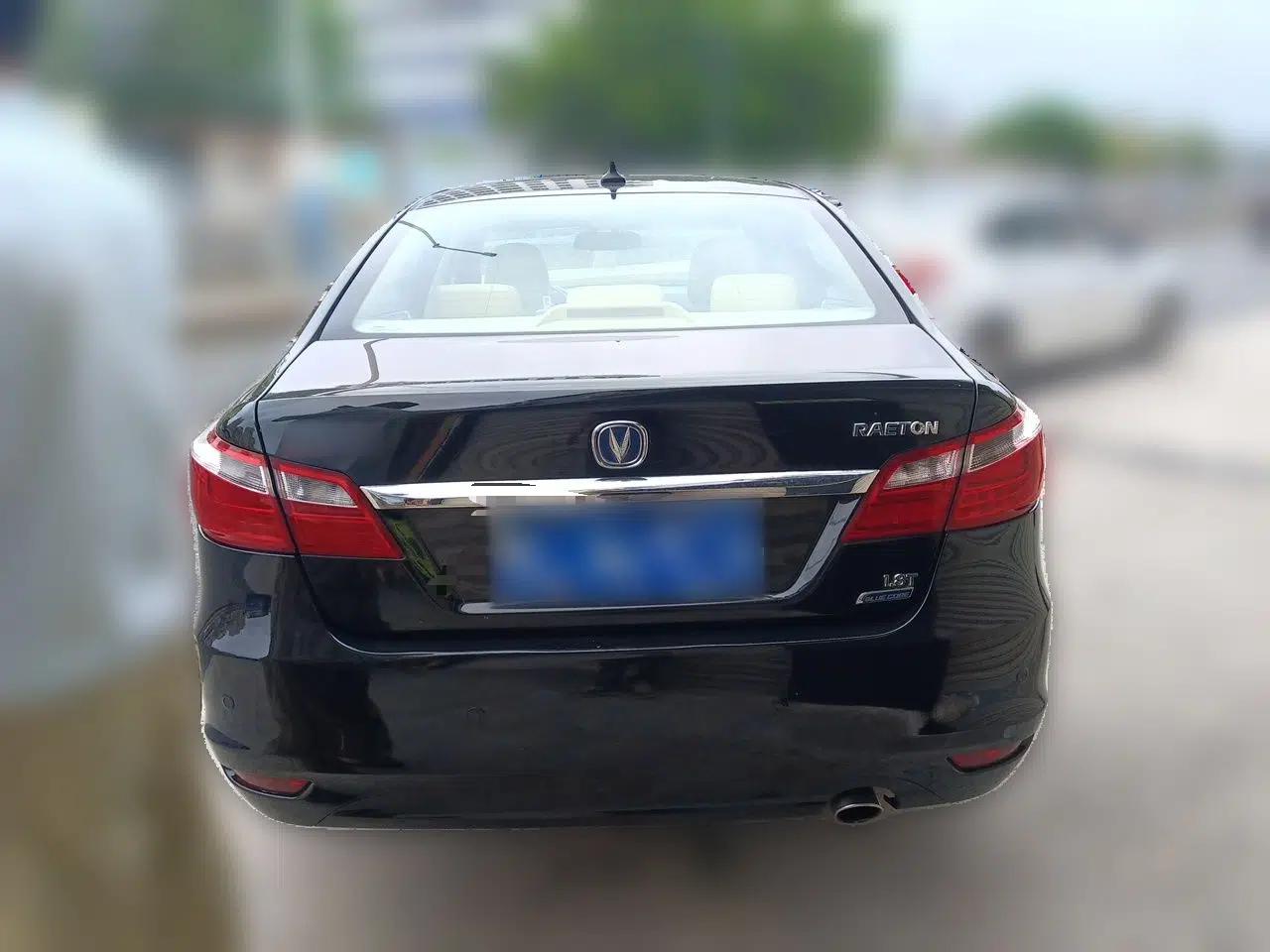 CHANGAN Raeton 2016 1.8T Automatic Smart Enjoyment Deluxe Model — миниатюра 5