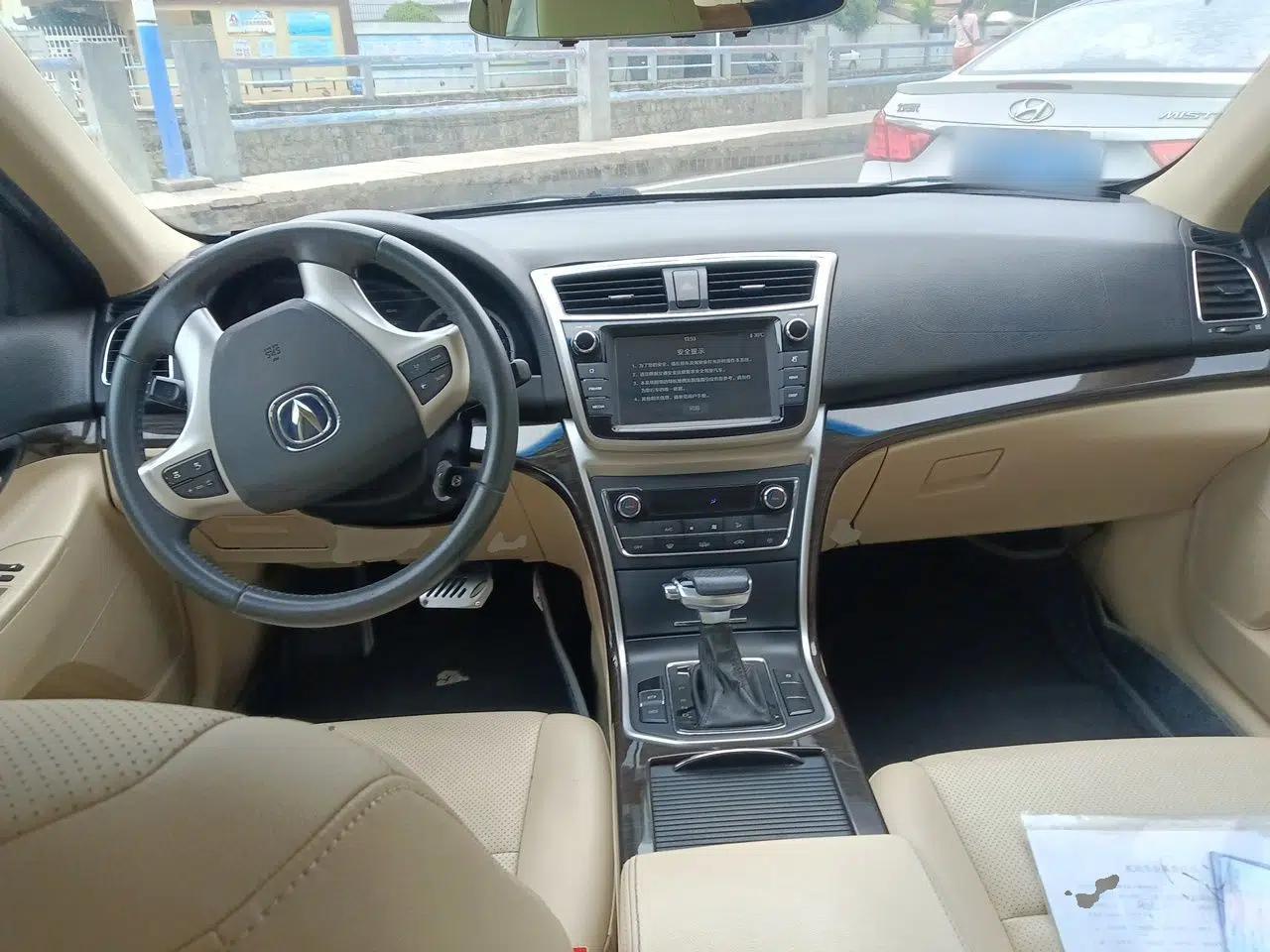 CHANGAN Raeton 2016 1.8T Automatic Smart Enjoyment Deluxe Model — миниатюра 9