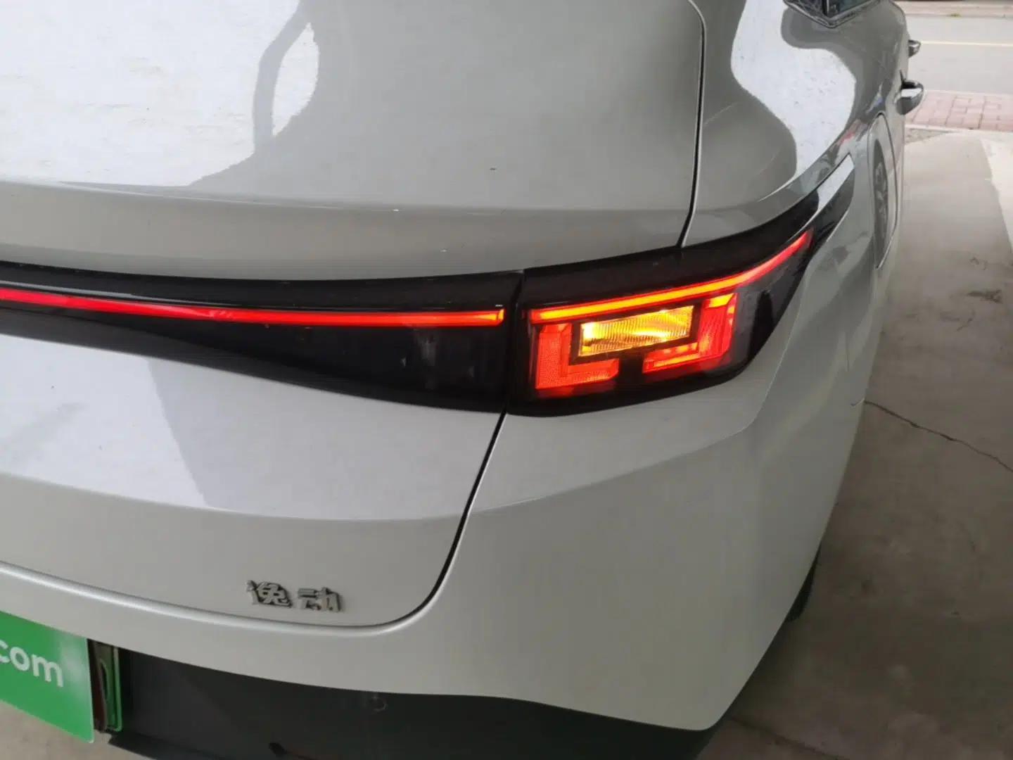 CHANGAN Eado PHEV 2025 Smart New Blue Whale 145KM Battleship Edition — миниатюра 9