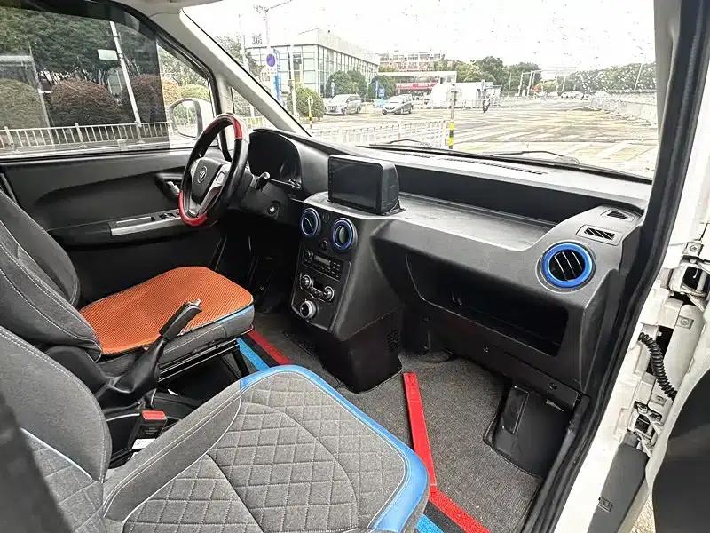Zhilan Elf E7 2022 Standard Model 46.36kWh — миниатюра 16
