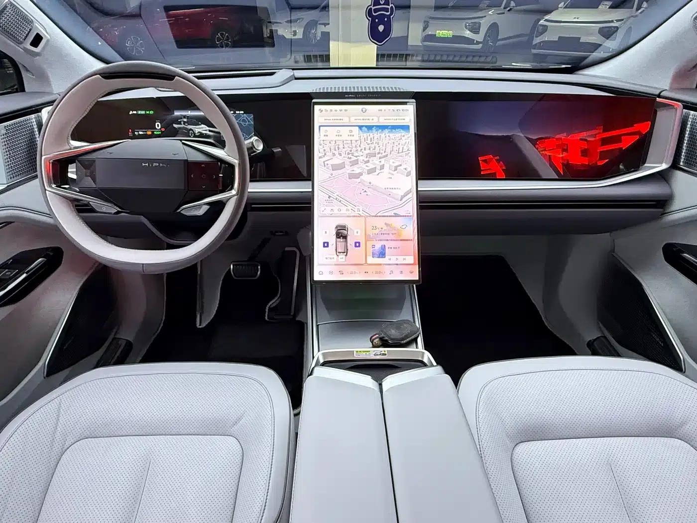 HiPhi Y 2023 560km Elite Edition — миниатюра 3