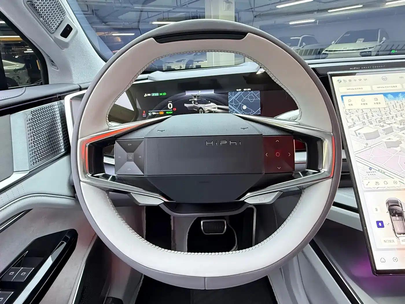 HiPhi Y 2023 560km Elite Edition — миниатюра 4