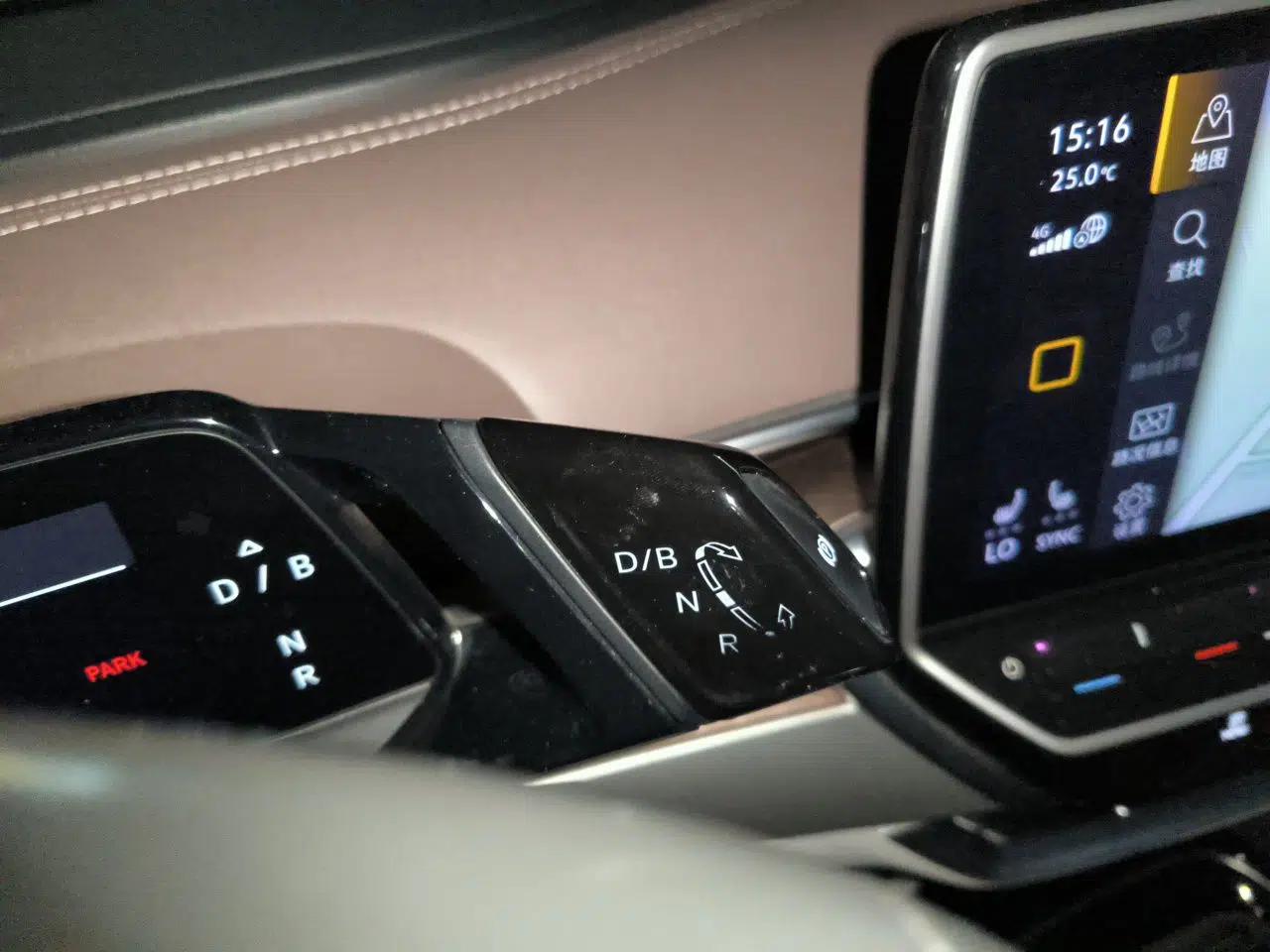 Volkswagen ID.6 X 2021 Prime Kinergy Four-Wheel Drive Edition — миниатюра 14