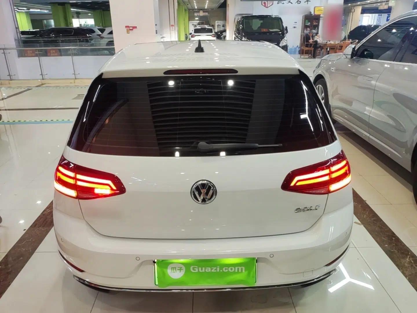 Volkswagen Golf Pure Electric 2020 Chari — миниатюра 5