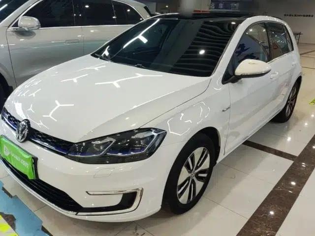 Volkswagen Golf Pure Electric 2020 Chari