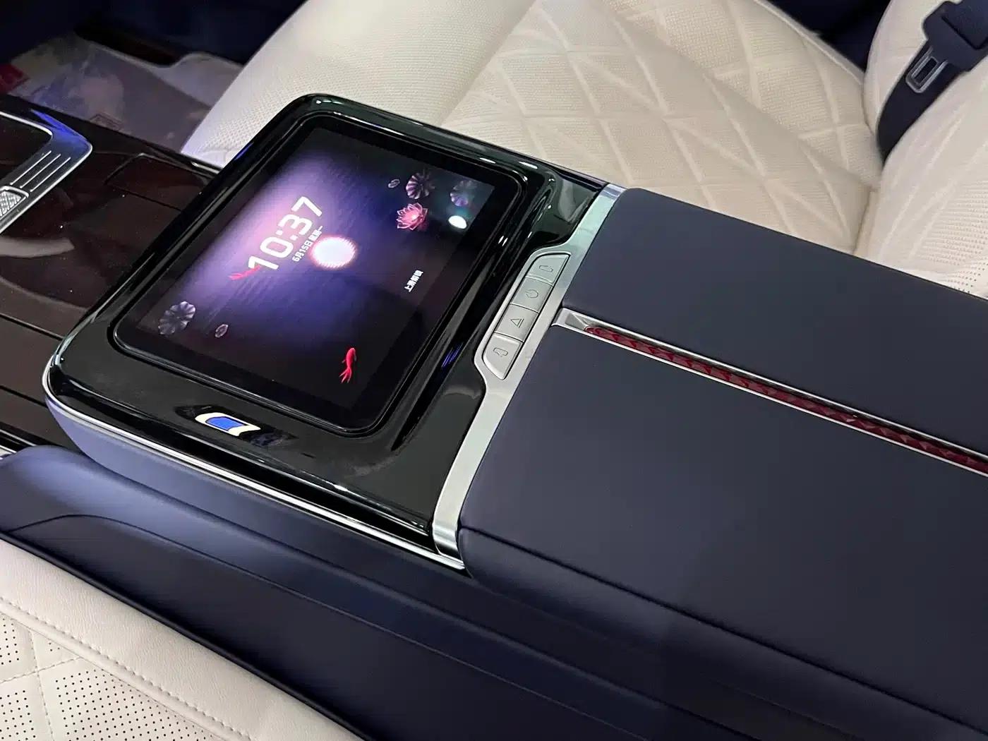 Hongqi Golden Sunflower Elegant 2024 Model 4.0T V8 — миниатюра 27