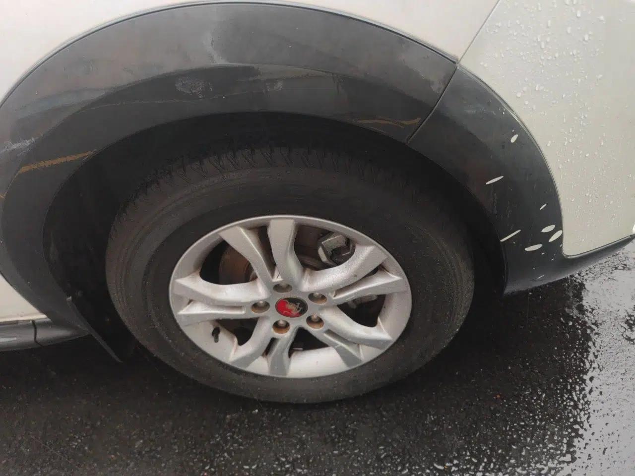 FORTHING Joyear XV 2015 1.6L CVT Luxury Model — миниатюра 8