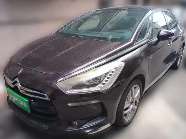 DS 5 2014 1.6T Elegant Version THP160