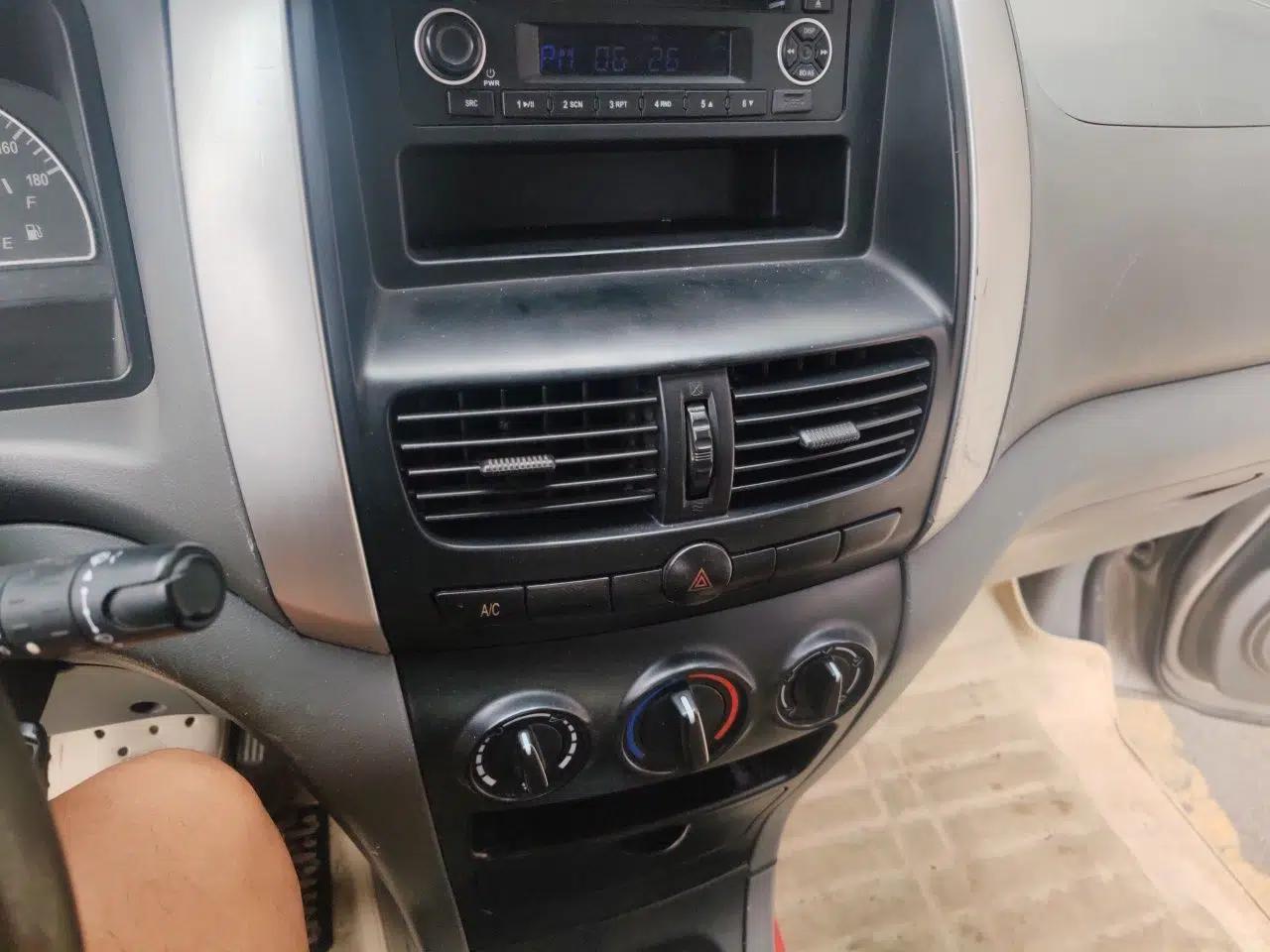 Dongfeng Shuaike 2011 1.6L Manual Comfort 7-Seater — миниатюра 13