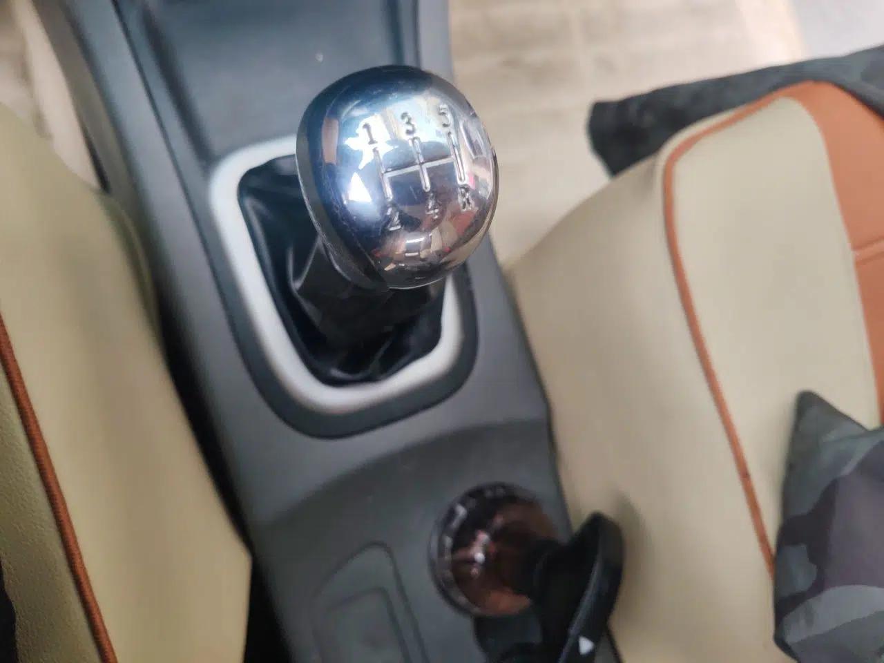 Dongfeng Shuaike 2011 1.6L Manual Comfort 7-Seater — миниатюра 14