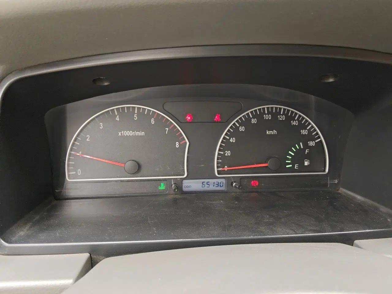 Dongfeng Shuaike 2013 1.5L Manual Comfort 7-Seater China V Standard — миниатюра 11