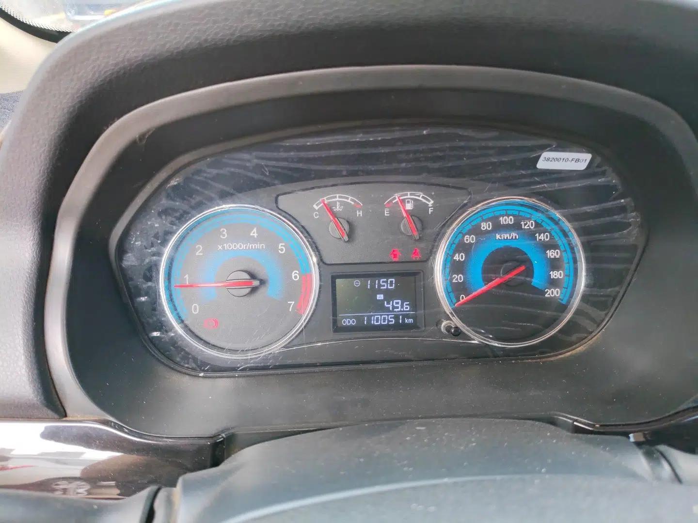 Dongfeng Fengon 370 2016 1.5L Manual Elite Home Edition 7-Seater — миниатюра 11