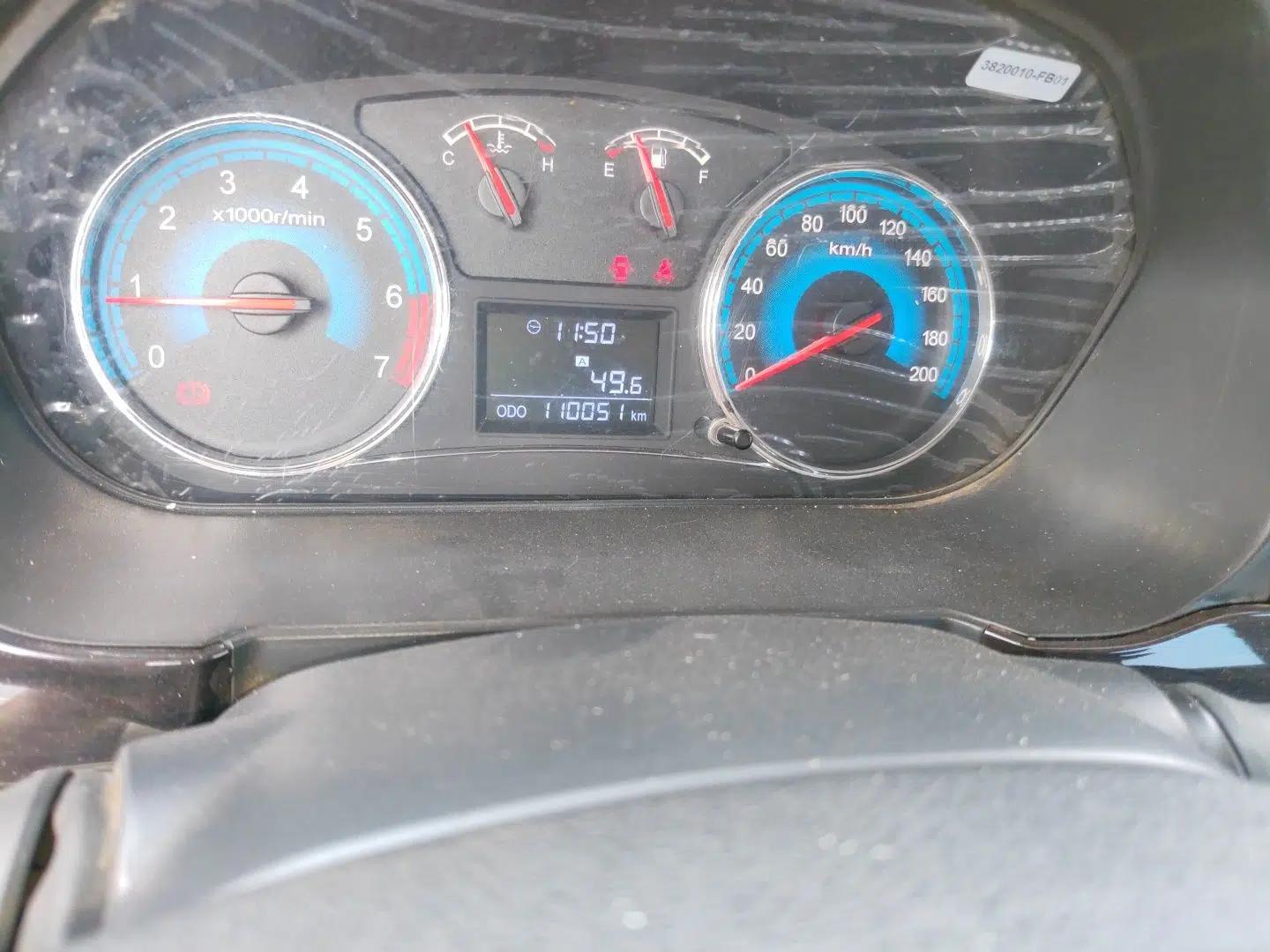 Dongfeng Fengon 370 2016 1.5L Manual Elite Home Edition 7-Seater — миниатюра 12
