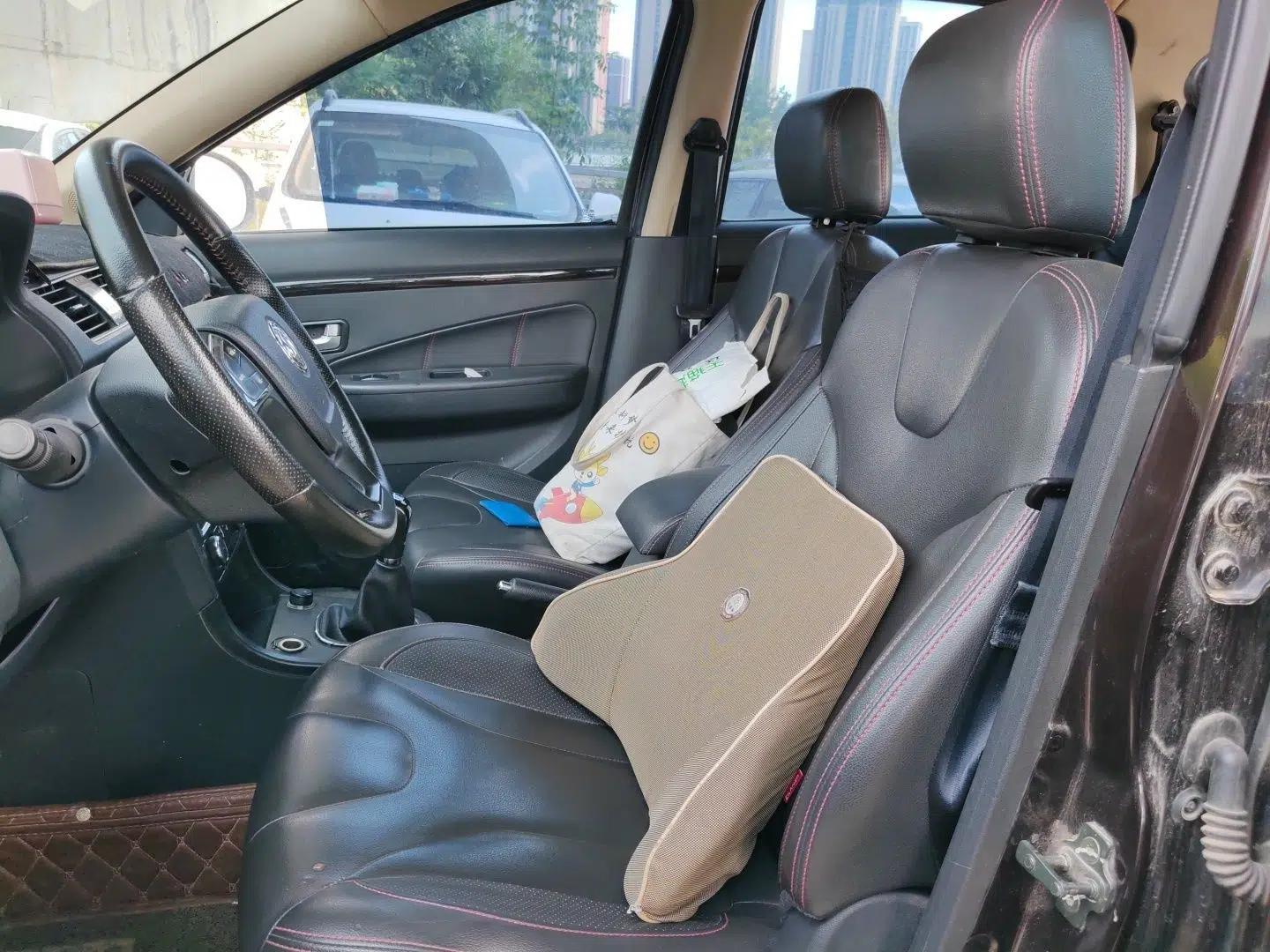 Dongfeng Fengon 370 2016 1.5L Manual Elite Home Edition 7-Seater — миниатюра 15