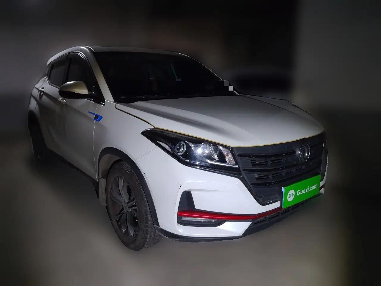 Dongfeng Fengon 500 2021 1.5L CVT Enjoyment Version — миниатюра 3