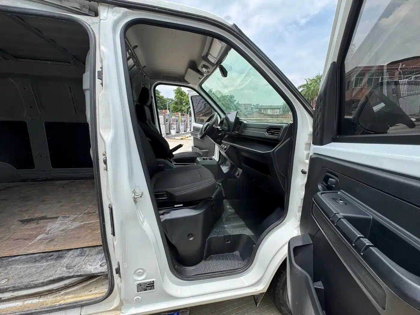 Blue Cat 2023 M1 Guoxuan High-Tech 40.55kWh Elite Edition — миниатюра 14