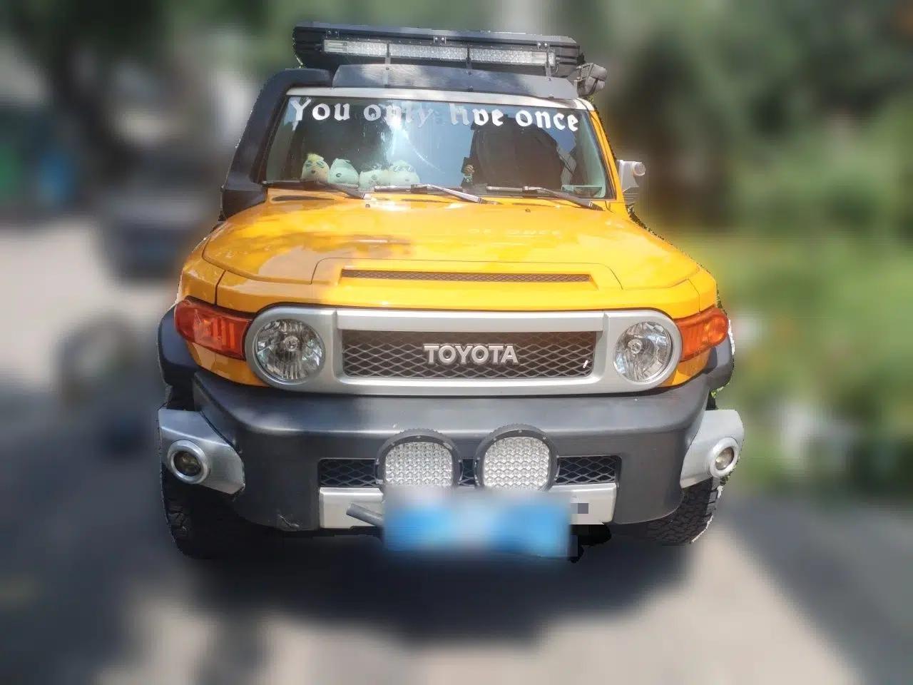 Toyota FJ Cruiser — миниатюра 2