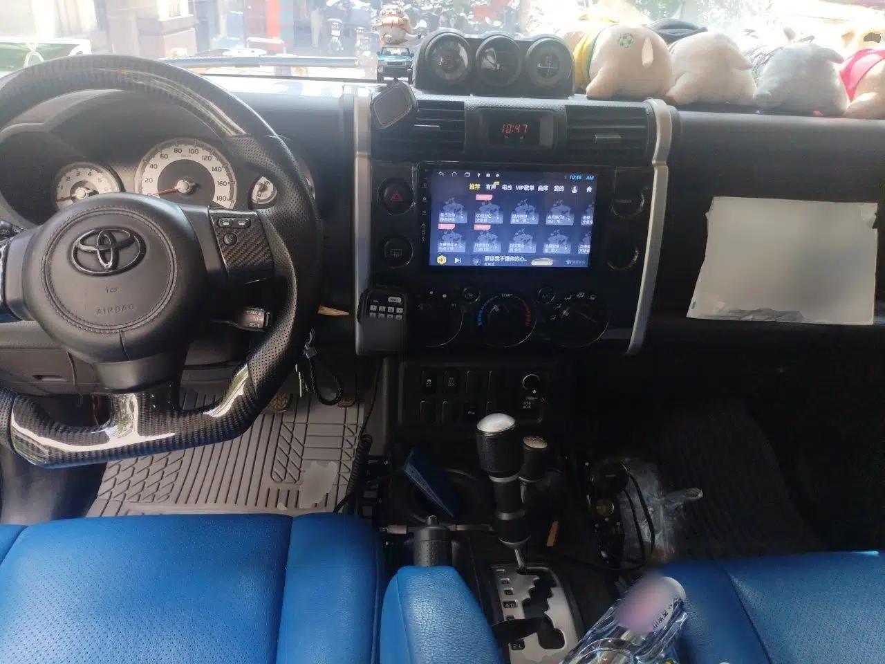 Toyota FJ Cruiser — миниатюра 9