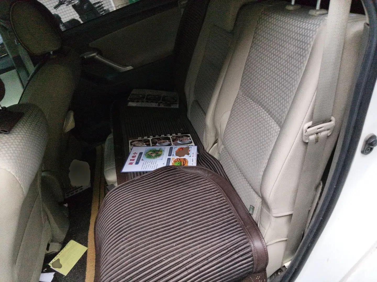 Toyota Verso 2011 180E CVT Elite Edition — миниатюра 17