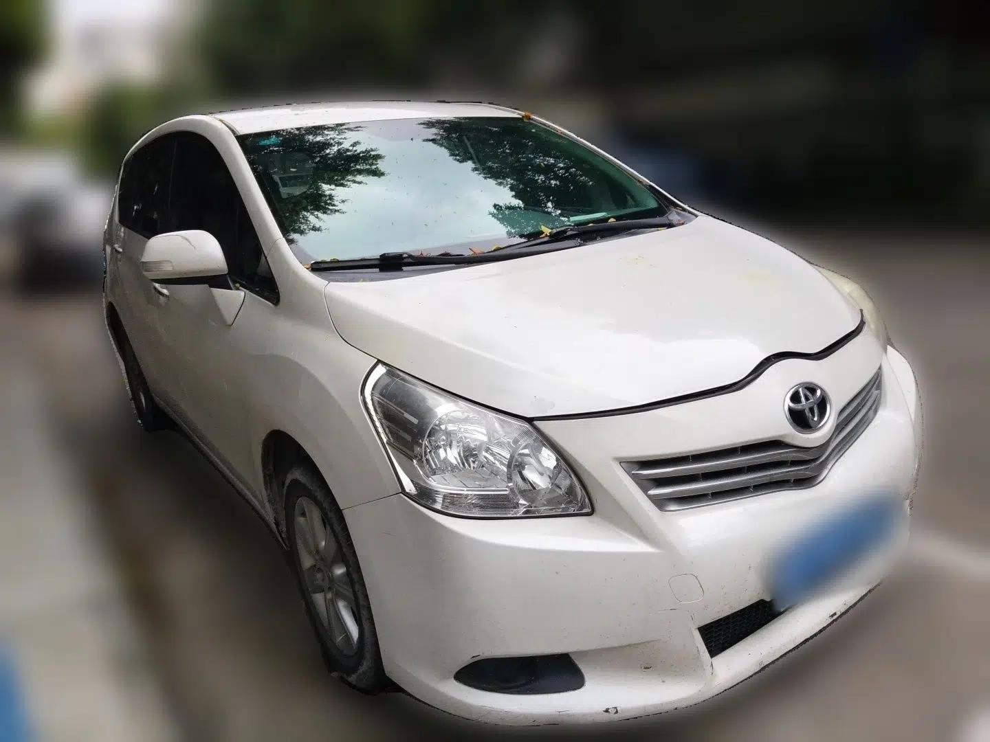 Toyota Verso 2011 180E CVT Elite Edition — миниатюра 3