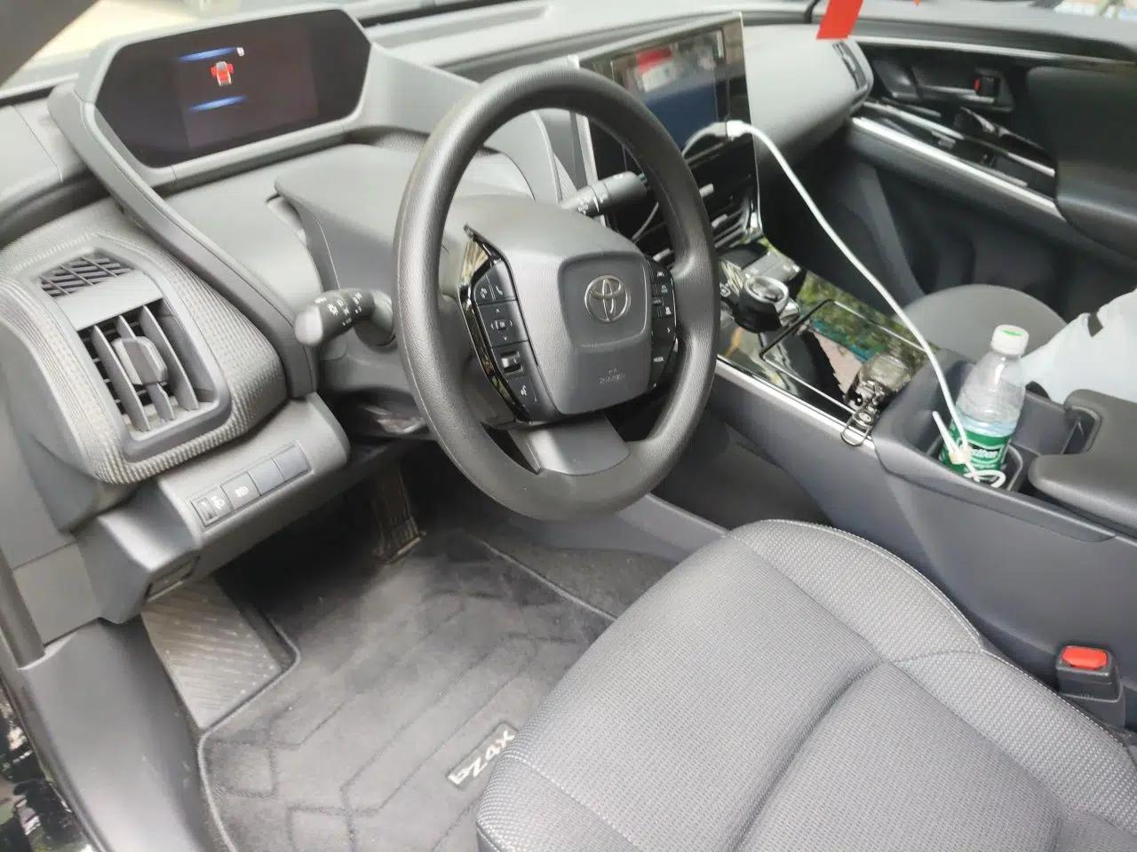 Toyota BZ 4X 2024 615 AIR Edition — миниатюра 10