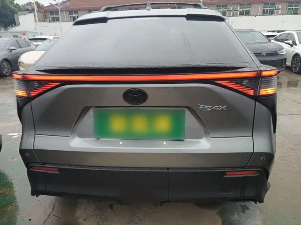 Toyota GAC bZ4X 2022 Long-Range Pro — миниатюра 5