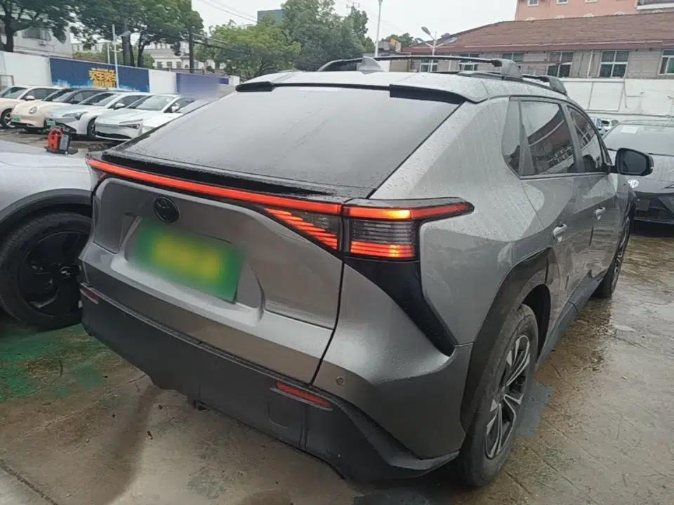Toyota GAC bZ4X 2022 Long-Range Pro — миниатюра 6