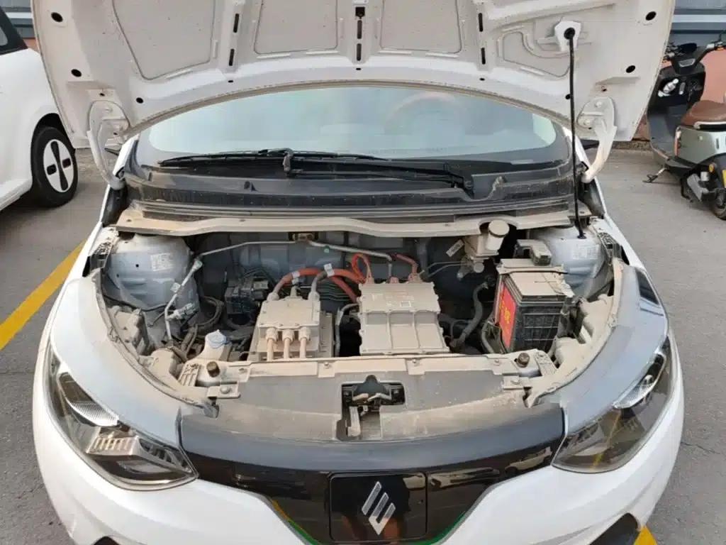 Yizhi EV2 2023 Auspicious Edition 201km Comfort Model — миниатюра 20
