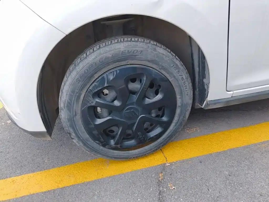 Yizhi EV2 2023 Auspicious Edition 201km Comfort Model — миниатюра 23