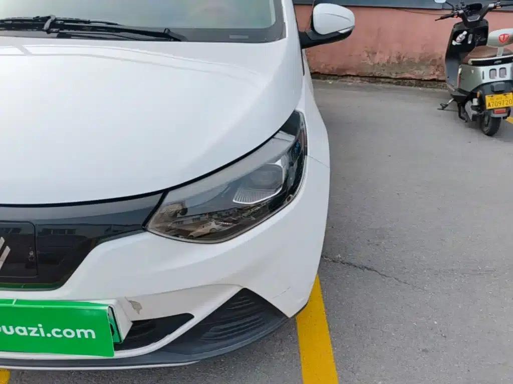 Yizhi EV2 2023 Auspicious Edition 201km Comfort Model — миниатюра 24