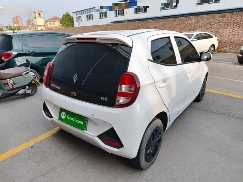 Yizhi EV2 2023 Auspicious Edition 201km Comfort Model — миниатюра 7