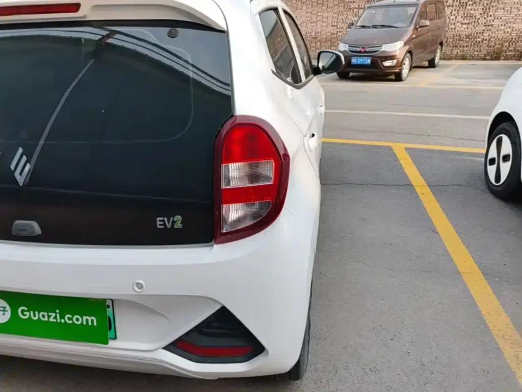 Yizhi EV2 2023 Auspicious Edition 201km Comfort Model — миниатюра 8