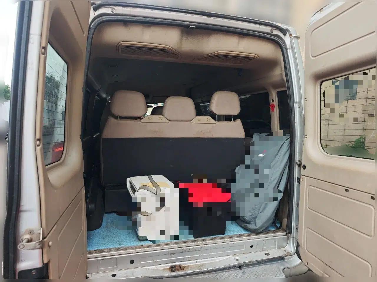 Ford Transit Custom 2013 2.4T Diesel Economical Long-Wheelbase Mid-Roof China IV Standard — миниатюра 19