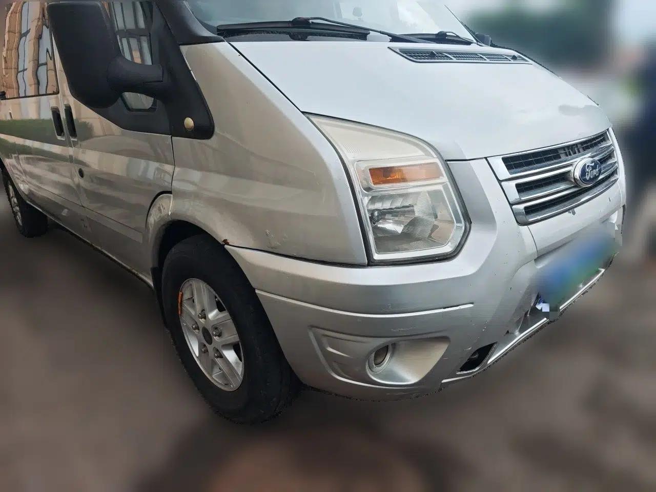 Ford Transit Custom 2013 2.4T Diesel Economical Long-Wheelbase Mid-Roof China IV Standard — миниатюра 3
