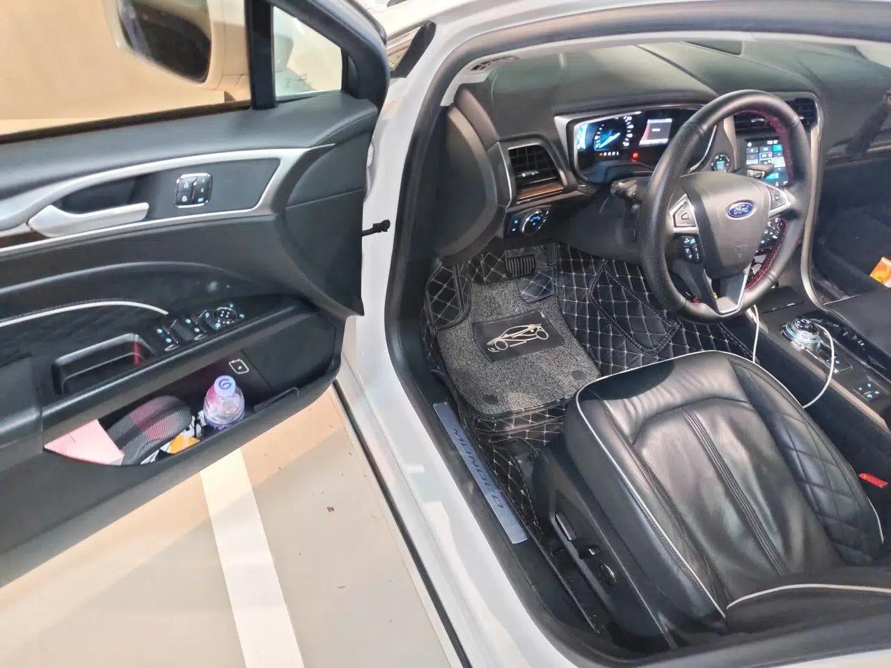 Ford Mondeo New Energy 2018 2.0 PHEV ZhiZun Flagship Version — миниатюра 16