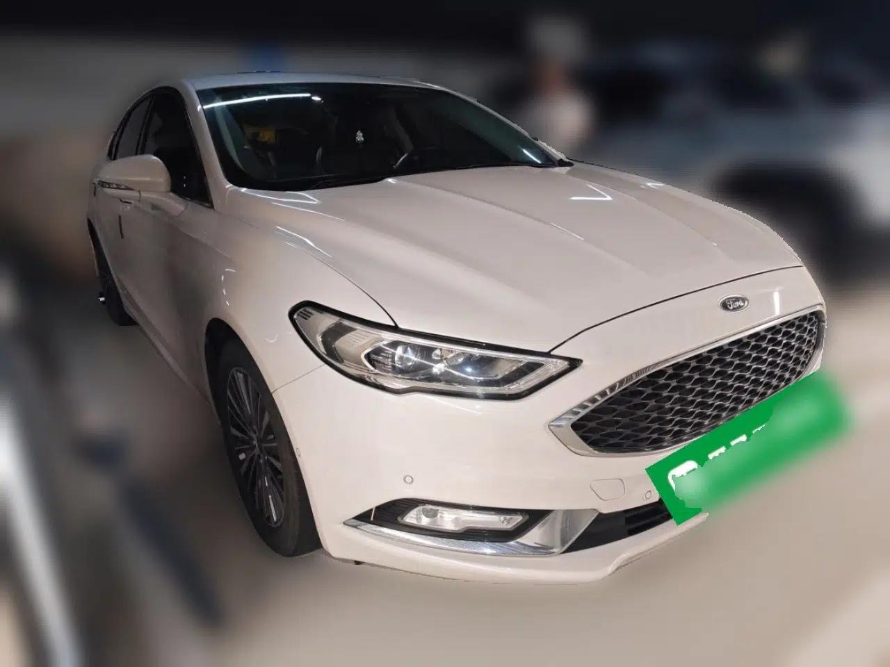Ford Mondeo New Energy 2018 2.0 PHEV ZhiZun Flagship Version — миниатюра 3