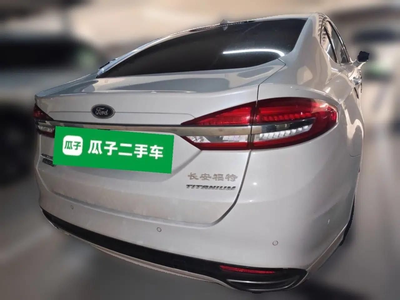 Ford Mondeo New Energy 2018 2.0 PHEV ZhiZun Flagship Version — миниатюра 5
