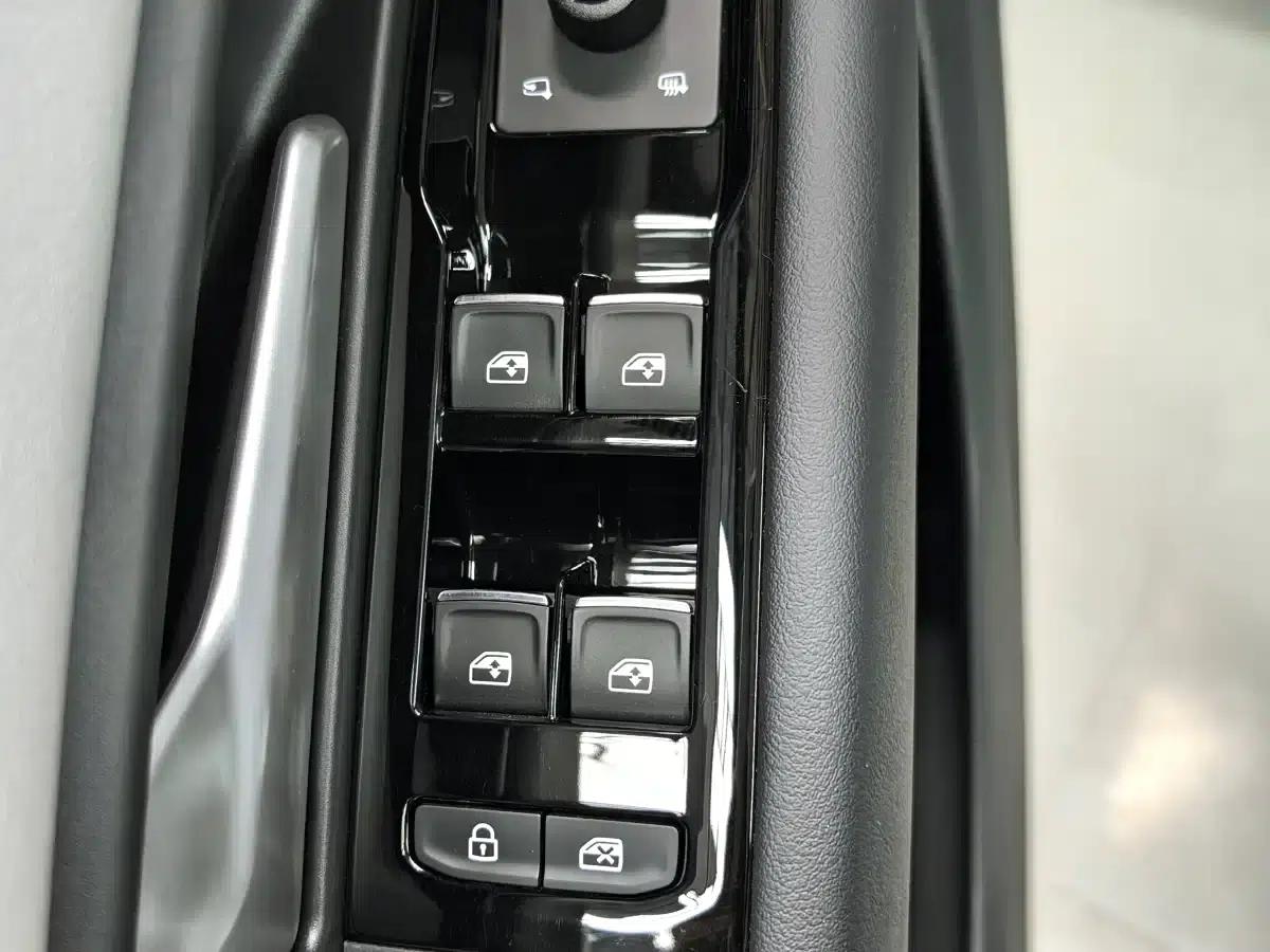 Jetta VS8 2026 280TSI Automatic Supreme Edition — миниатюра 13