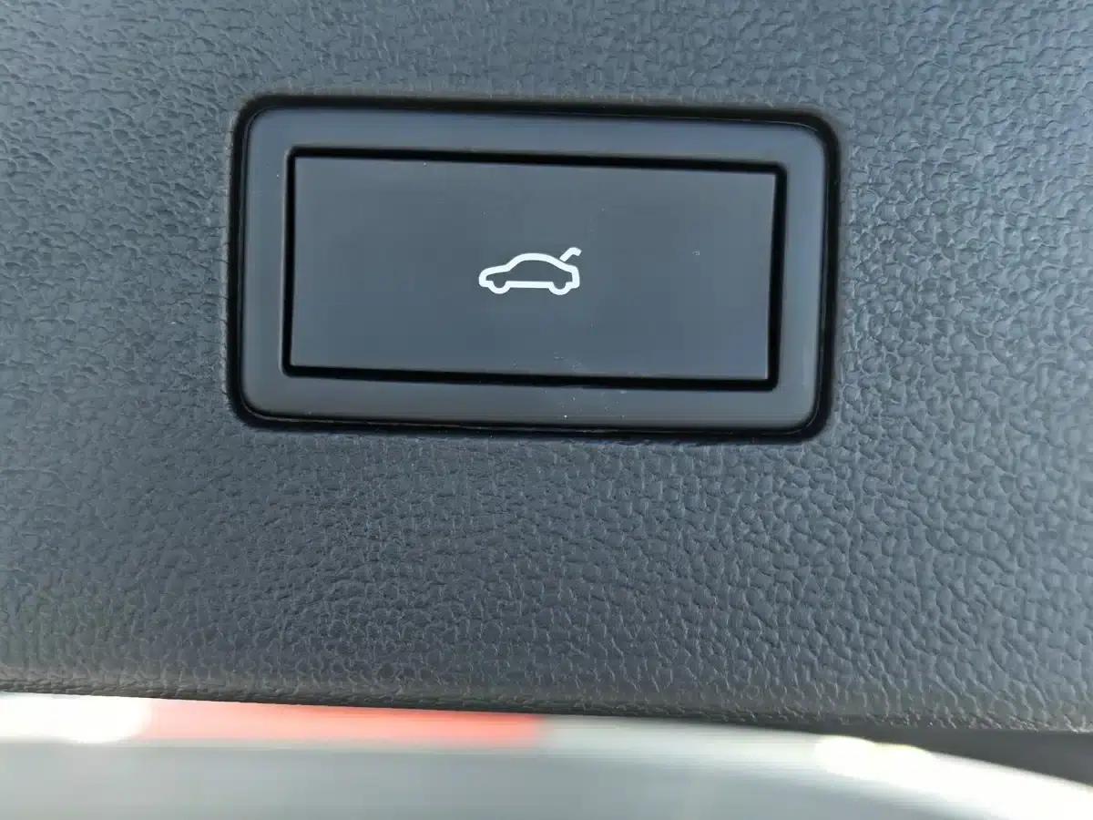 Jetta VS8 2026 280TSI Automatic Supreme Edition — миниатюра 25