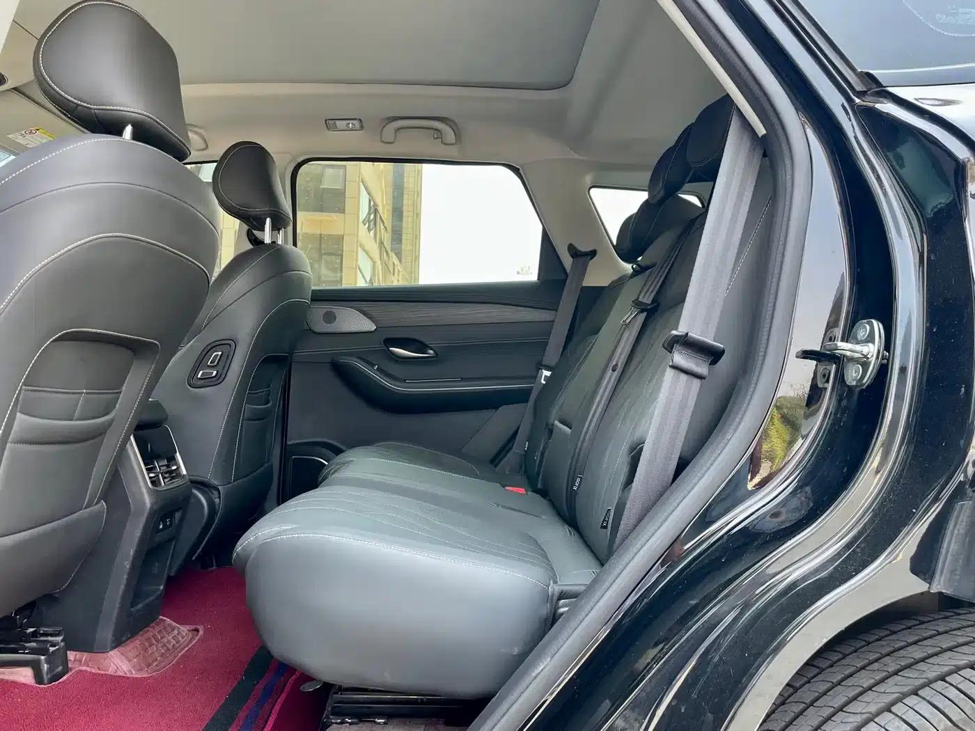 Jetour Mountain & Sea L9 2024 1.5TD 2DHT Executive Edition 7-seater — миниатюра 6