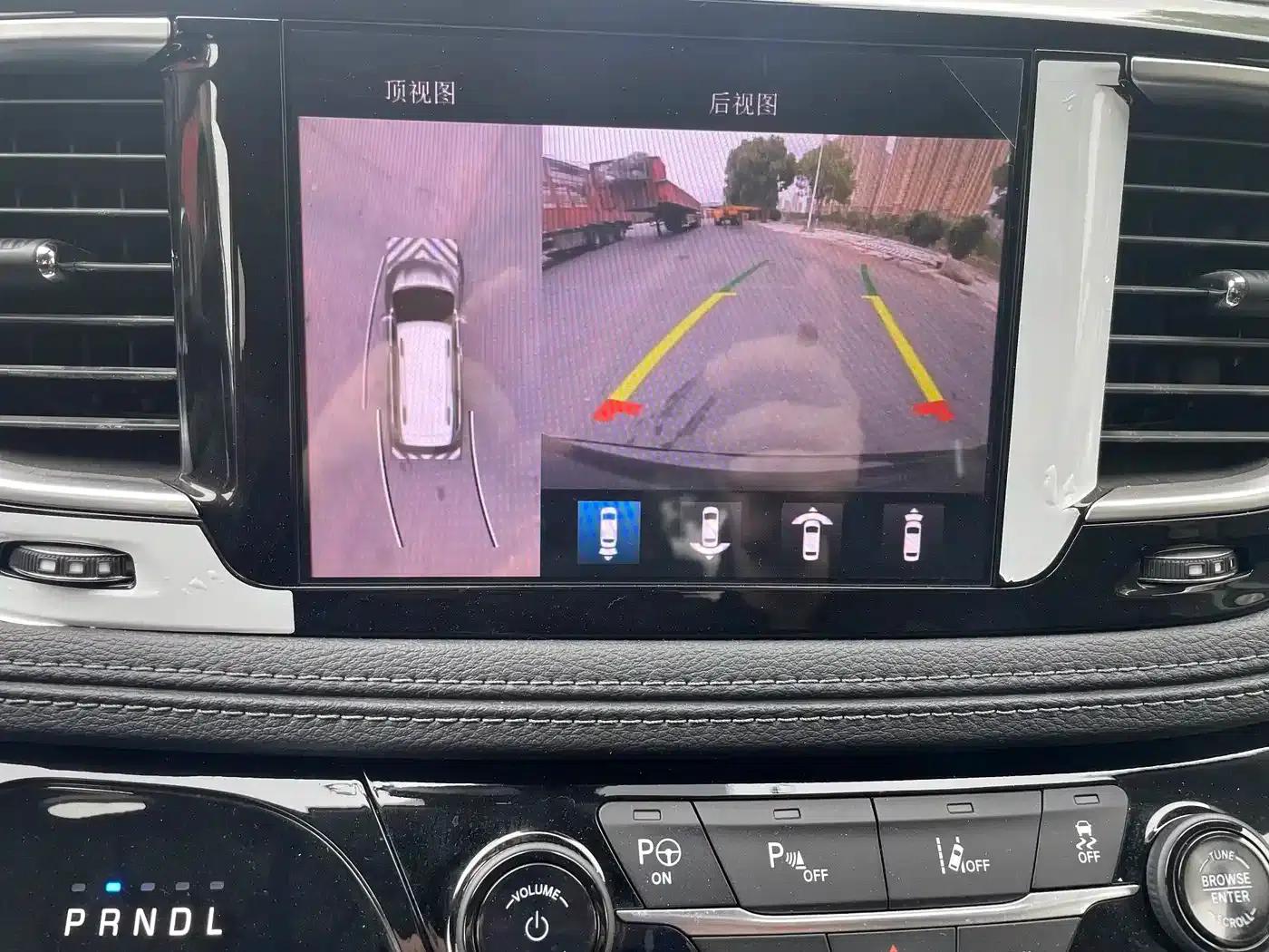 2019 Imported Grand Voyager PHEV 3.6L Plug-in Hybrid — миниатюра 18