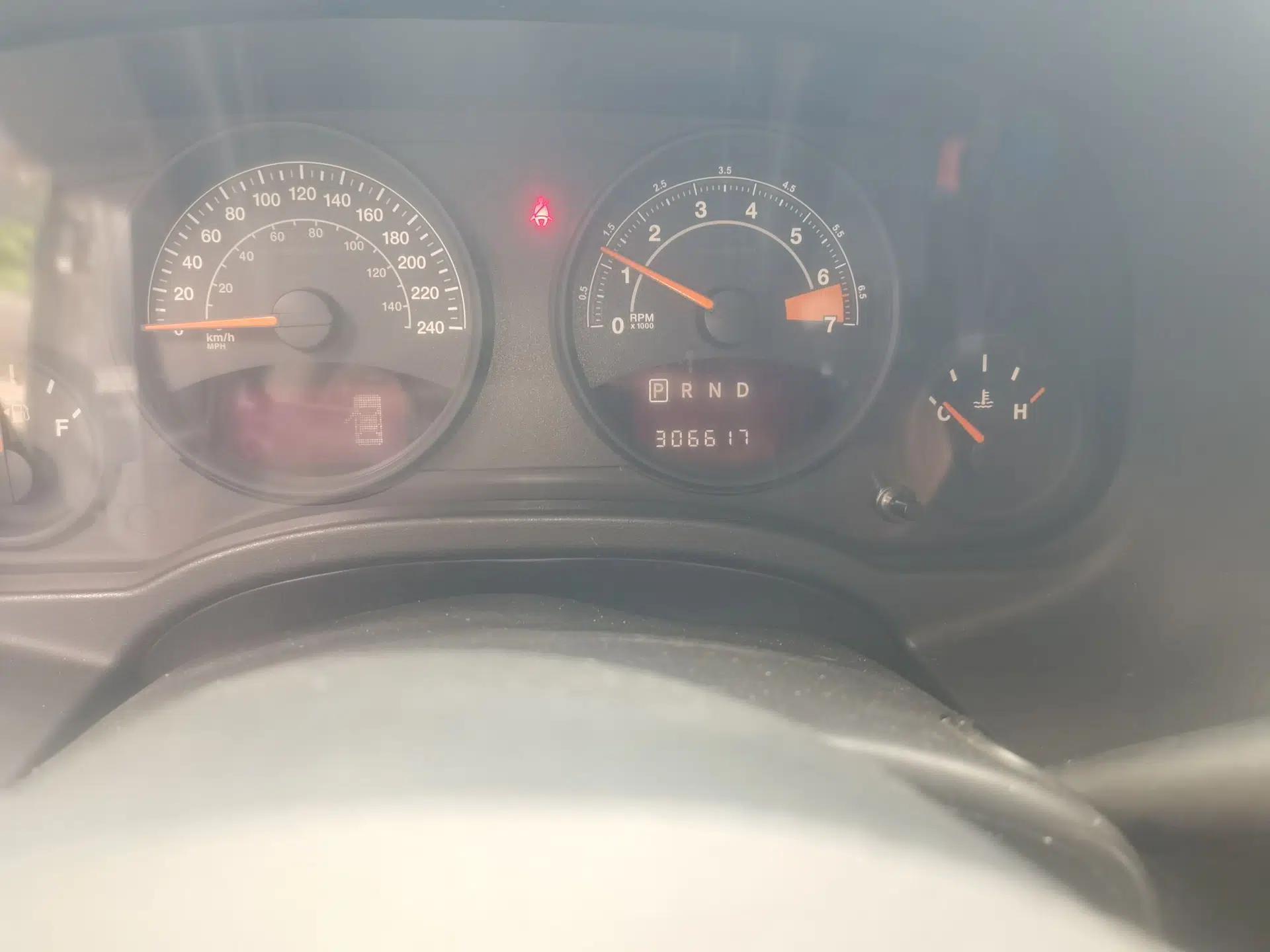 Jeep Patriot 2012 2.4 Sport Edition — миниатюра 12